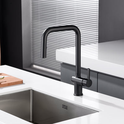 SUMERAIN Matte Black Kitchen Faucet with Pull Down Sprayer,Single Hole SUS304 Stainless Steel Single Handle Kitchen Sink Faucet